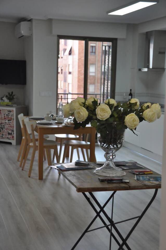 Apartamento La Estambrera II con Wifi y Aire Acondicionado Logroño Exterior foto